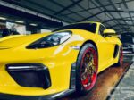 Porsche Cayman GT4